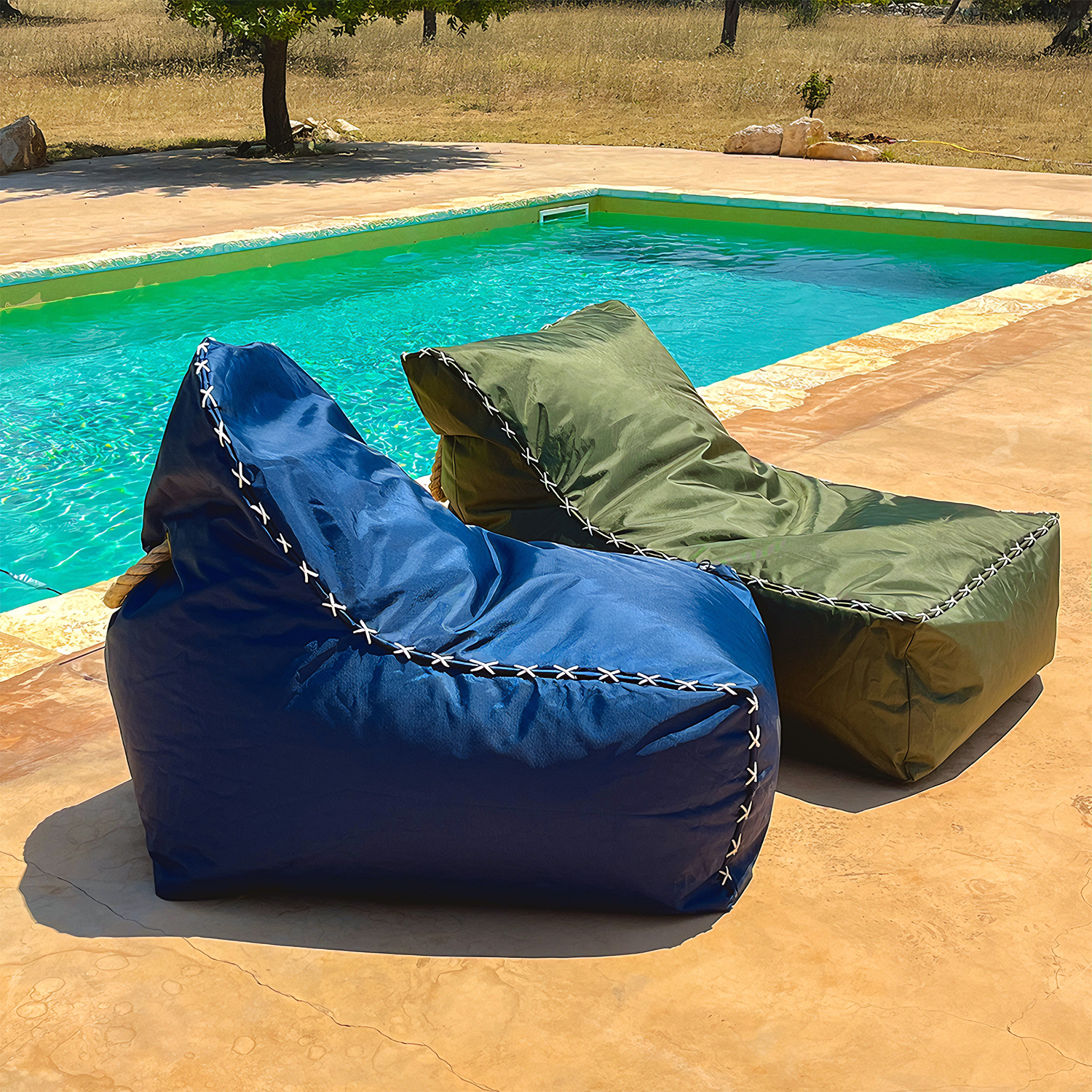 Poltrona a sacco Elis – Polyestere – 90x65x90h